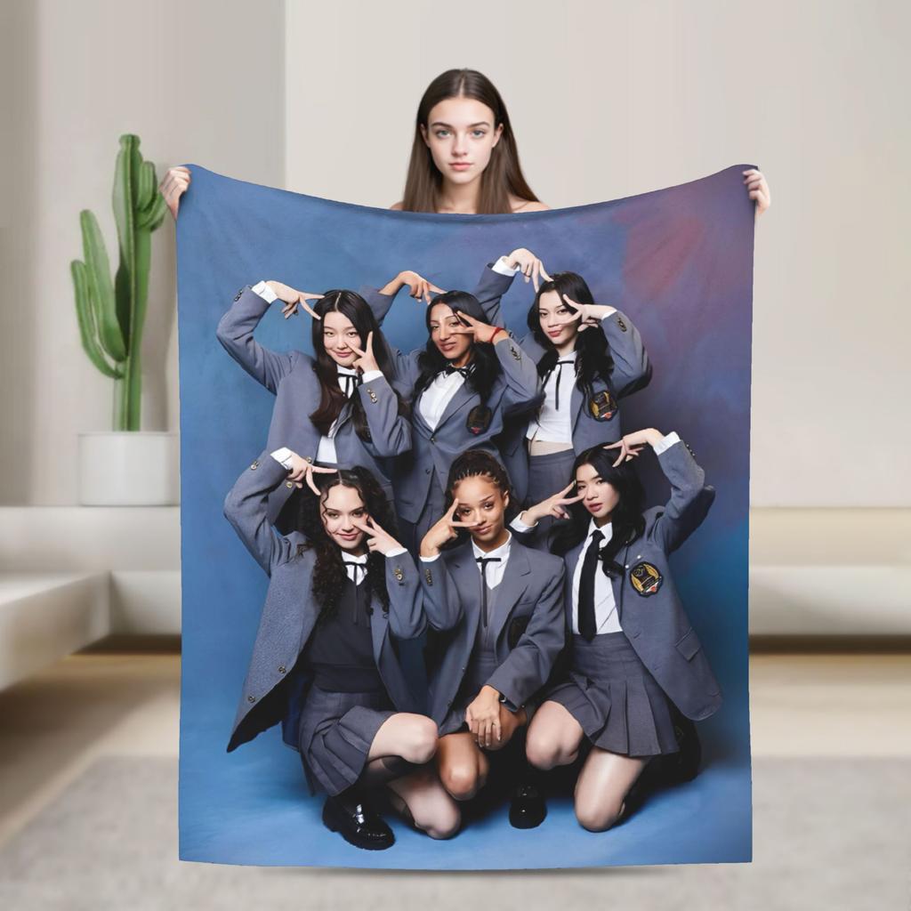 Girl Group K-Katseye Blanket  Warm Soft Novelty Plush Throw Blanket For Boy Girl Couch Chair Flannel Bedspread Bed Cover