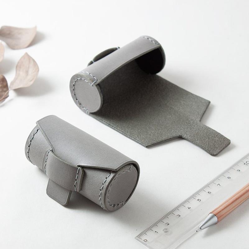 

Leather Seal Storage Sleeve Cylinder Three Dimensional Gift Storage Bag Mini Portable Lipstick Leather Case світло-сірого кольору