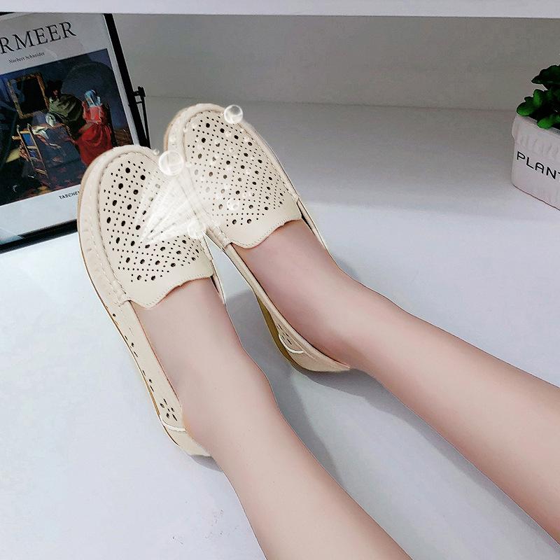 Summer Soft Sole Non-Slip Shoes for Middle-aged & Elderly Women, Korean Style Breathable Hollow Design.