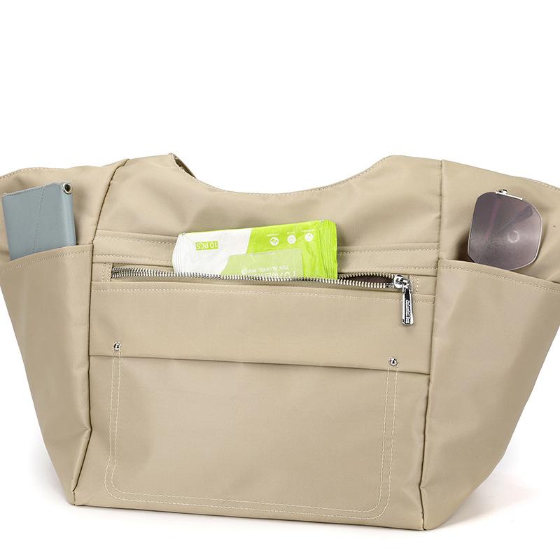 Large capacity tote bag women's fashion commuter shoulder bag casual versatile anti-splashing messenger bag
