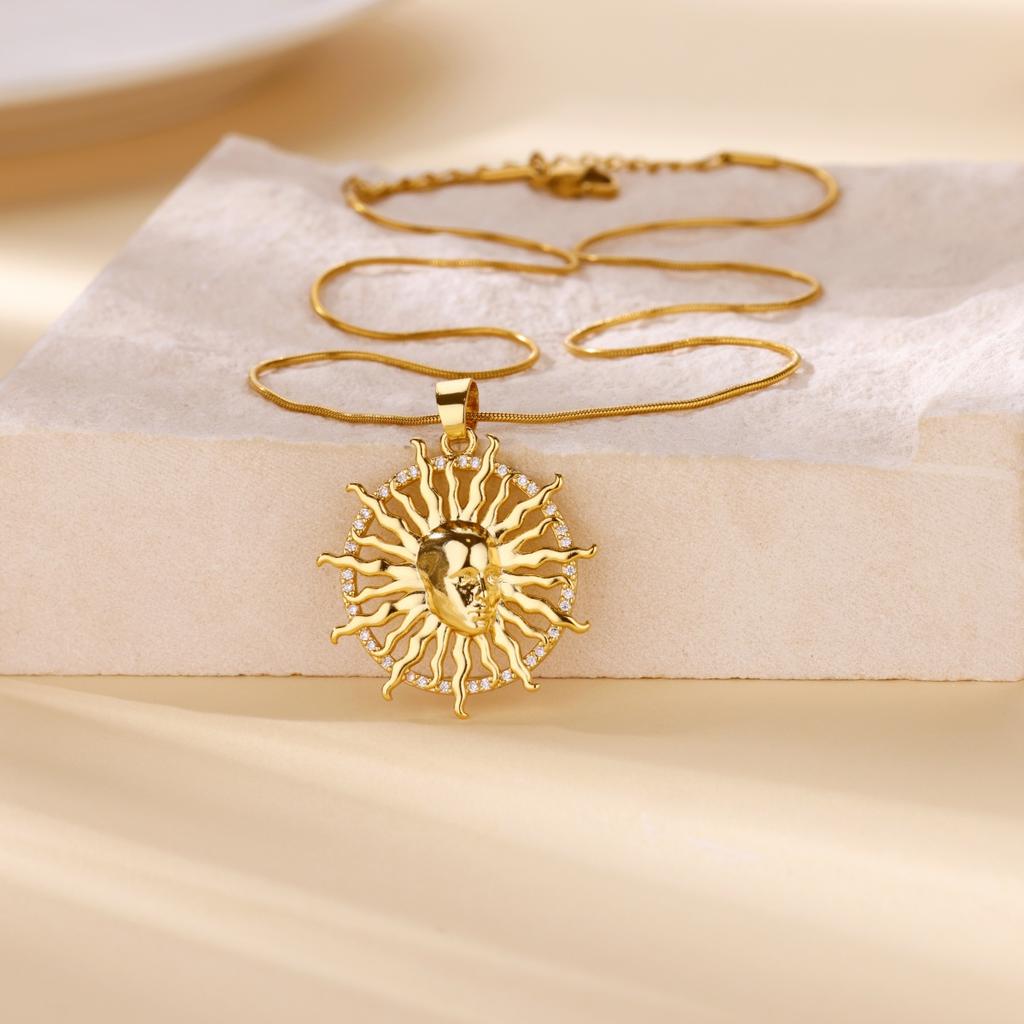 Stainless Steel Sun Pendant Necklace for Women Fashion Gold Color Zircon Charm Chain Necklaces Trendy Aesthetic Jewelry Gift