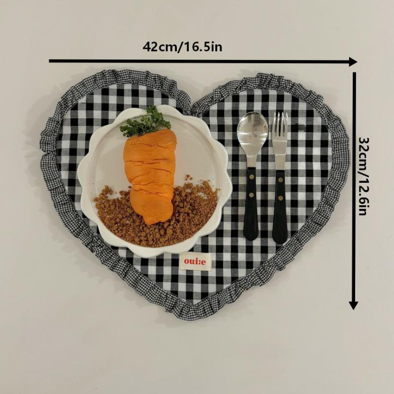 Placemats Dining Table Korean Plaid Red Blue Heart-Shaped Placemat Water Cup Mat Cute Pleated Lace Mat Fabric Coaster Dining Mat
