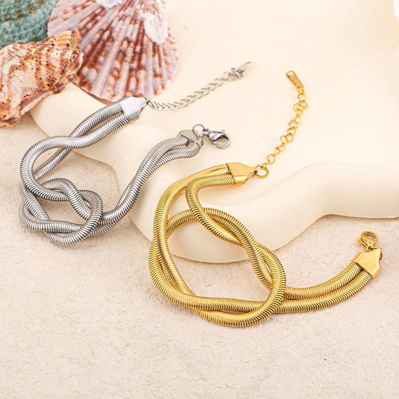 Personalized Fashion Bracelet Light Luxury High-end Titanium Steel Snake Bone Chain Does Not Fade Cuban Chain Niche Design