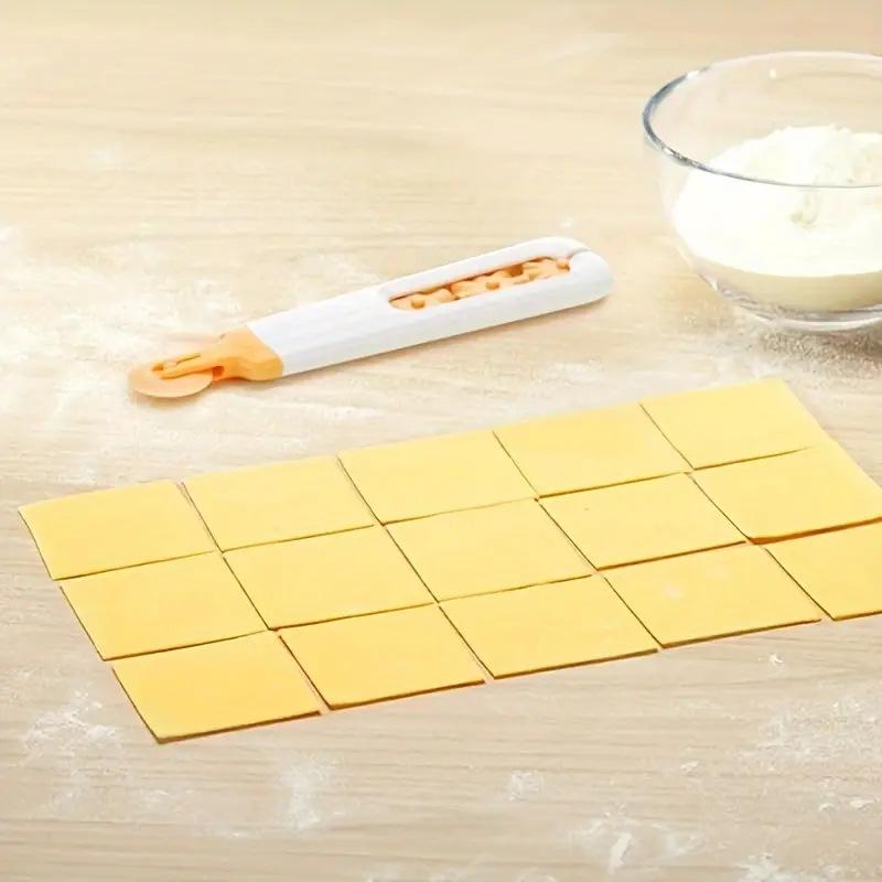 1PC Baking Dough Roller Knife Biscuit Cutting Knife Four in One Lace Slicing Knife Baking Supplies Kitchen Supplies