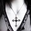 Exquisite Craftsmanship Neckchains Jewelry Vintage Thorn Rose Crosses Pendant Necklace with Gothic Charm for Gatherings