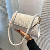 Fortschrittliches Design Stilvolle Achseltasche für Damen Modische Retro Ein-Schulter Kleine Umhängetasche für Damen