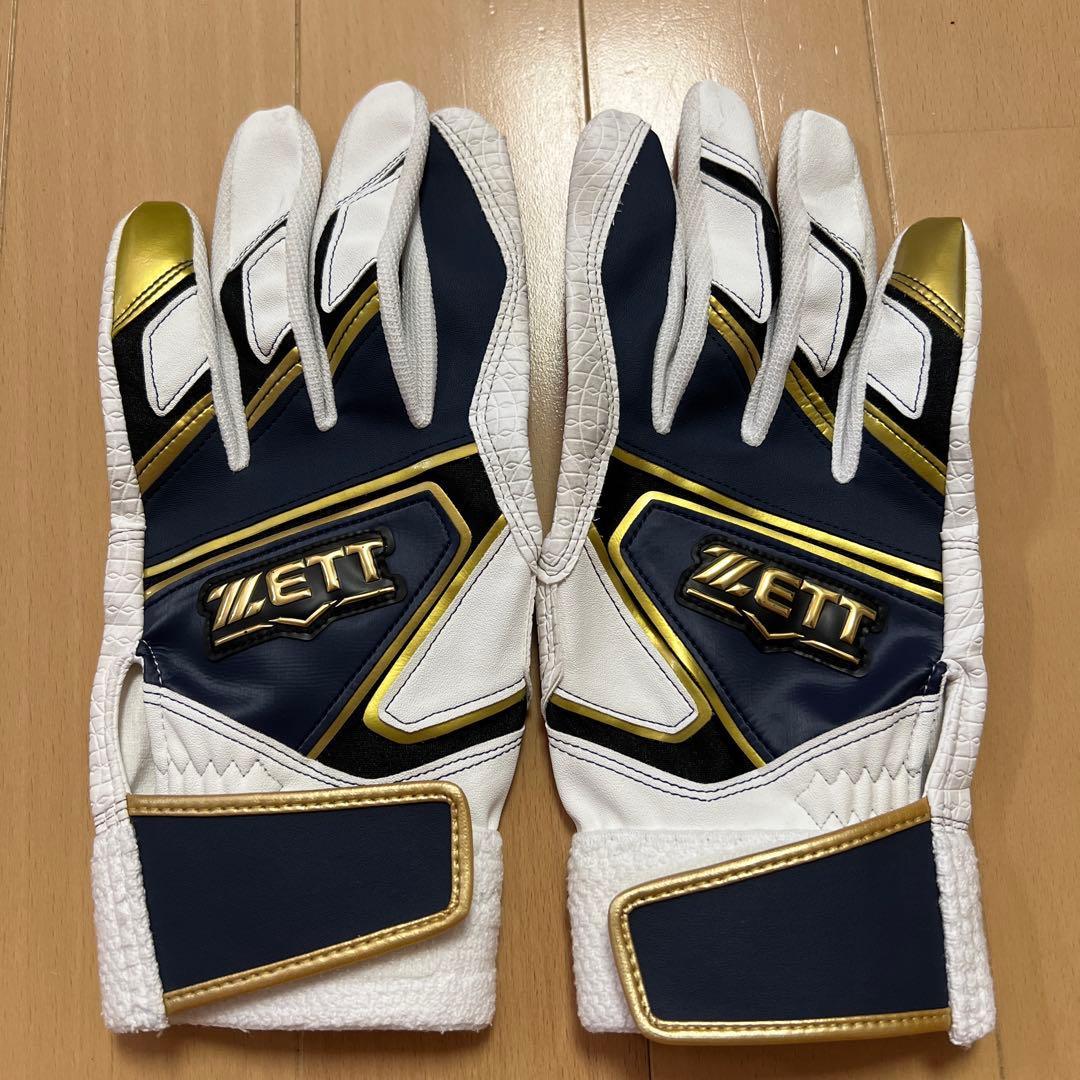 Used ZETT batting gloves for both hands navy white gold