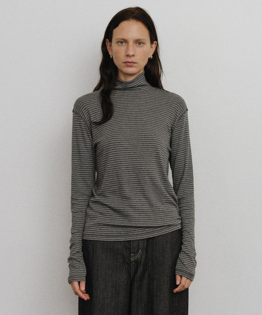 Yulago Stripe Polar T-Shirt
