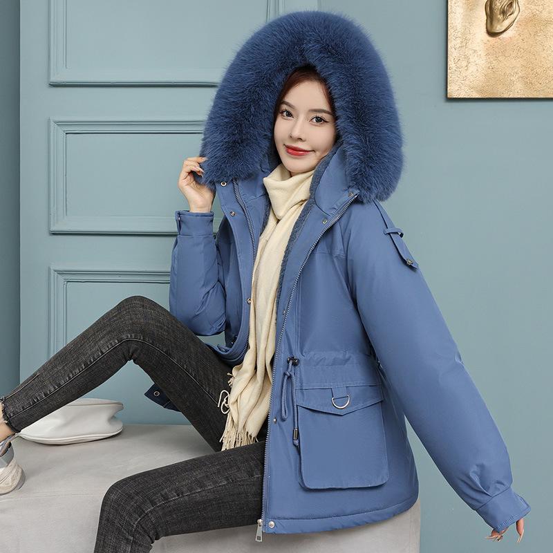 Adding Velvet and Thickening Women's Clothing To Overcome The New Winter Coat with Big Fur Collar and Down Cotton-padded Jacket Cotton-padded Coat.