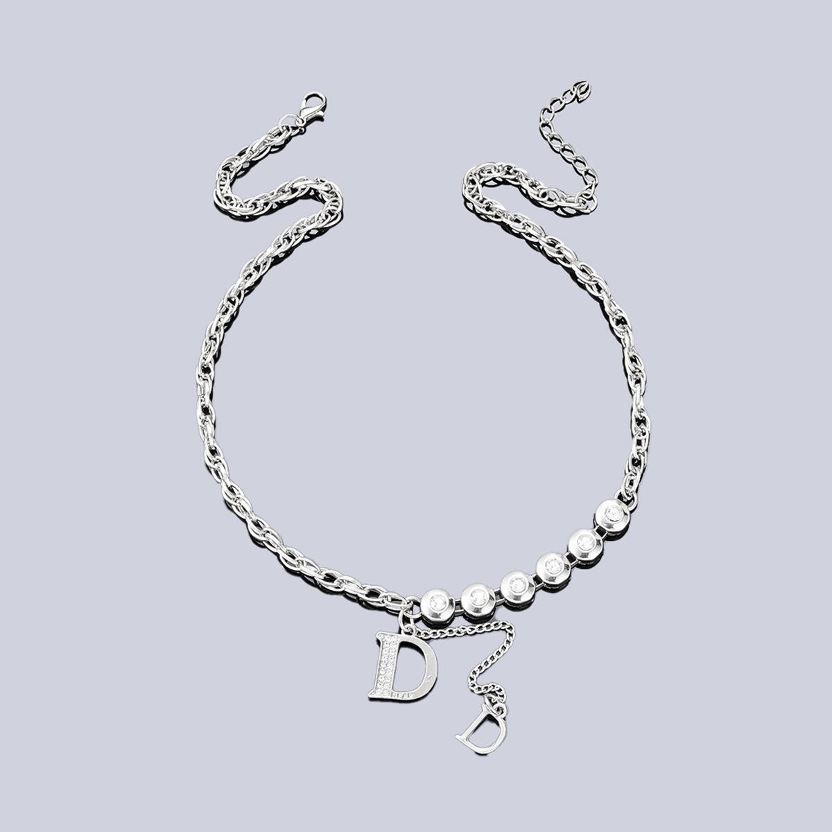 

Two Letter Necklace That Does Not Fade, Personalized Fashion, Niche Design, Sweater Chain, High-End Versatile Accessory