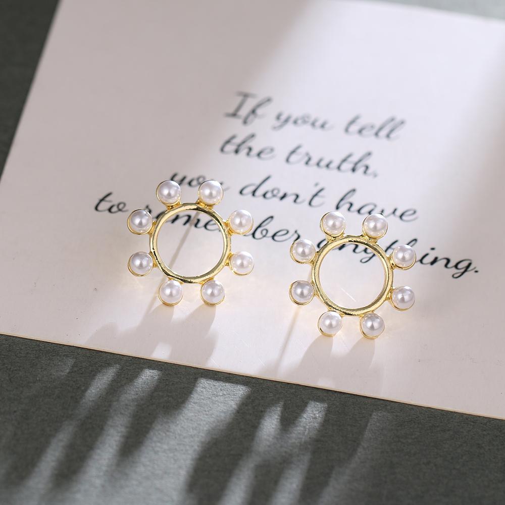 Simple Creative Exaggerated Pineapple Love Heart-shaped Geometric Chain Earrings Women Personality Geometric Girl Earrings