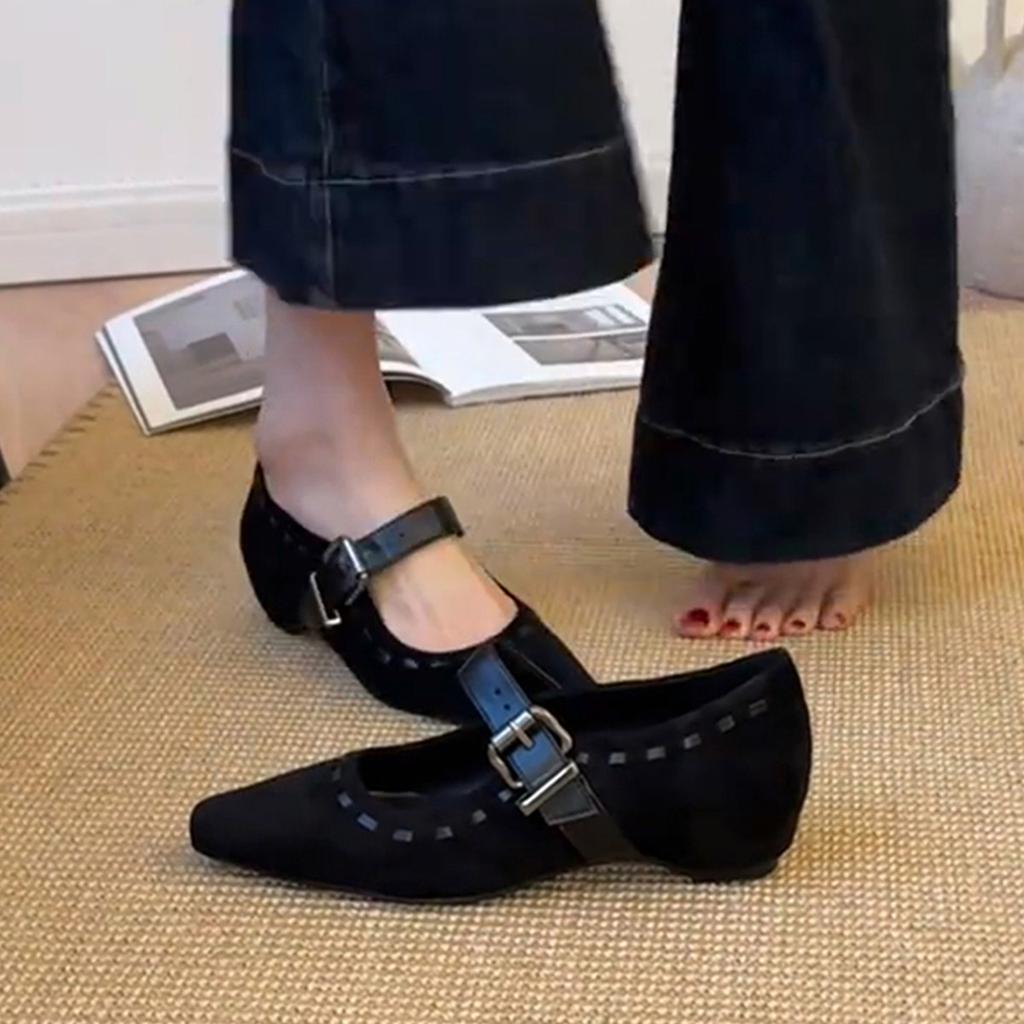 Retro black one-word belt inner height increase niche Mary Jane shoes square head suede small single shoes