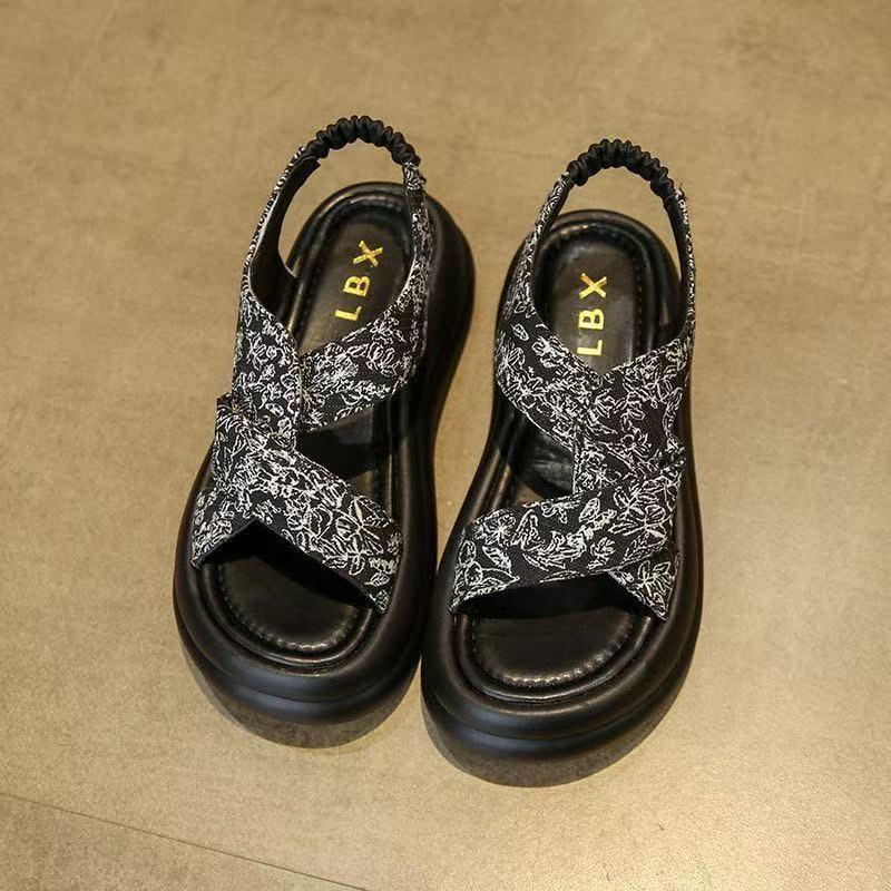 

Premium Roman sandals women s summer wear 2025 new with skirts casual versatile platform sports beach shoes 40