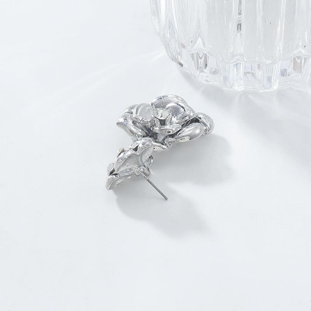 Pinkdudu Gold Plated Zinc Alloy Rose Stud Earring Exaggerated Trendy Earring Elegant Flower Earring PD2202