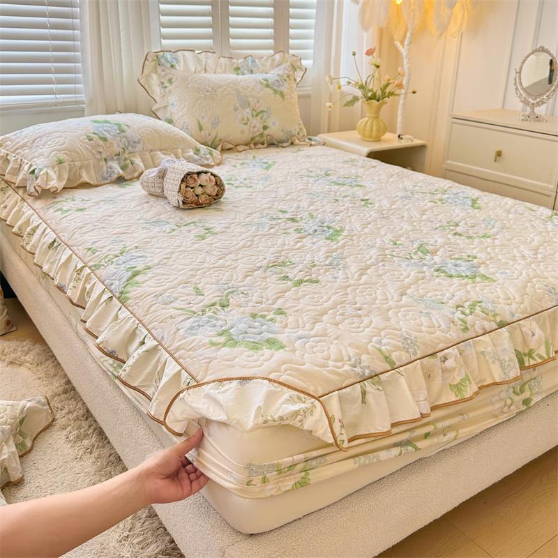Skin-friendly Bedspread Simple Style Bed Cover Pure Cotton Mattress Protector Elastic Bed Linen cubre colchón (No Pillowcase)