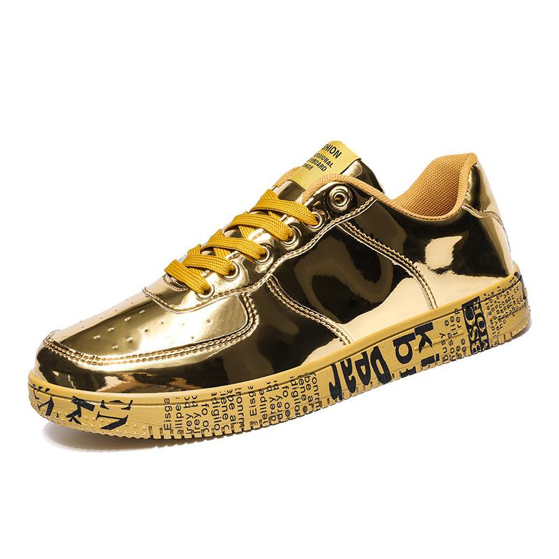 New Gold Sneakers Flat Leather Casual Shoes Glitter Sneakers Men Hip-hop Streetwear Skateboard Shoes Men 2026 Designer Footwear