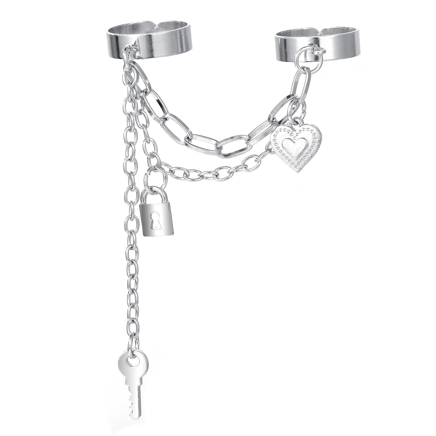 

Новинка 2022 года, простые модные элегантные ювелирные изделия для мужчин и женщин, универсальное кольцо с подвеской в ​​виде сердца, набор ключей с подвеской серебряный