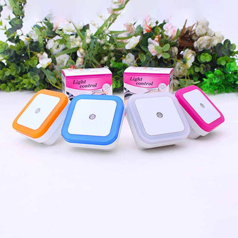 1/2PCS Veilleuse sans fil LED à détecteur de mouvement Lampe de nuit Chambre d'enfant Table de chevet Éclairage de placard Lampes à prise UE/US