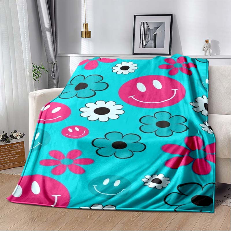 Pink Smile Face & Flower Print Flannel Blanket, Soft Cozy Warm Throw for Bed Sofa Couch, Lightweight All Season Plush Cover
