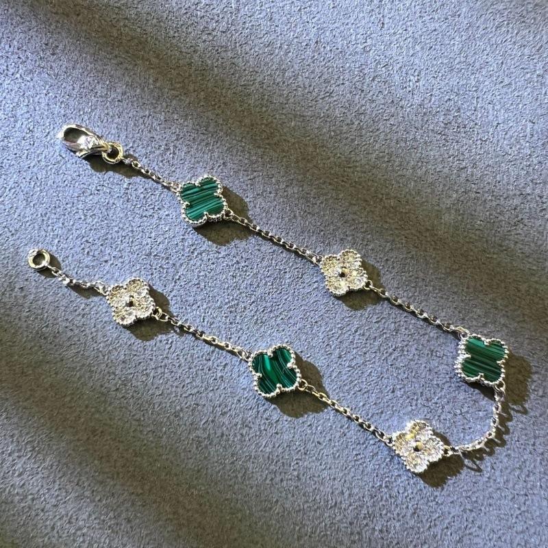 Boutique Vierblättriges Kleeblatt Mini 9mm Sechs Blumen Armband 18k Ins Mode Herren- und Damenarmbänder