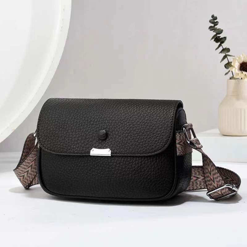 

Solid color messenger bag versatile high value fashion trend women s bag high sense large capacity shoulder bag Length 24 Width 9 Height 16 чёрный