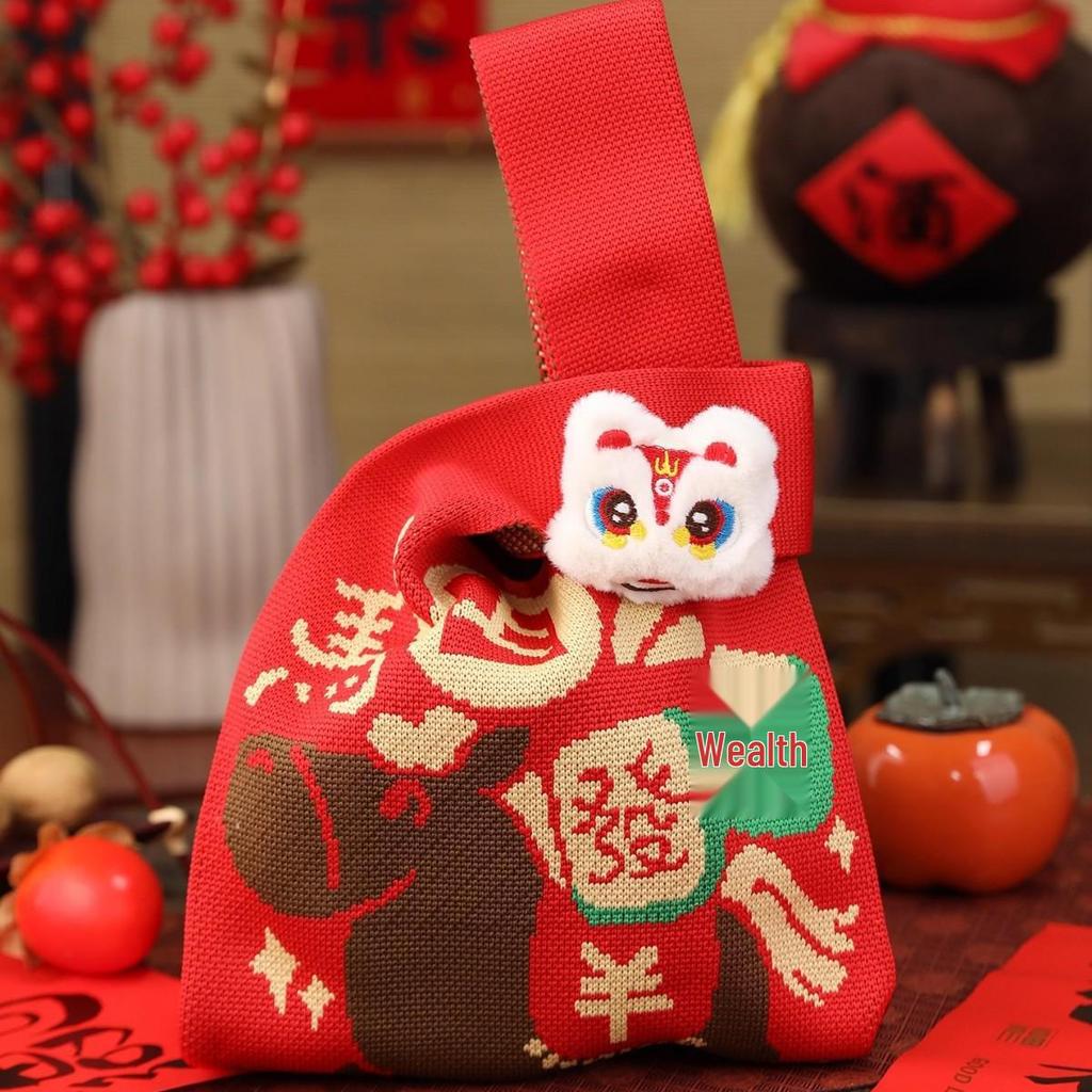 Chinese Style High-End New Year Candy & Snacks Gift Bag