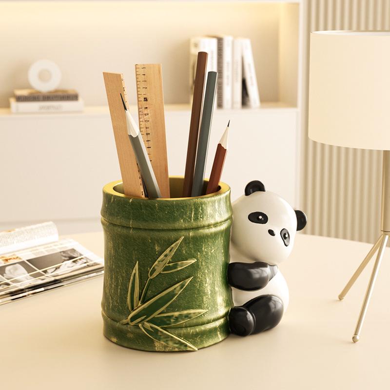 Chengdu Panda Souvenir Pen Holder - Creative Cultural Gift for Teachers and Graduates