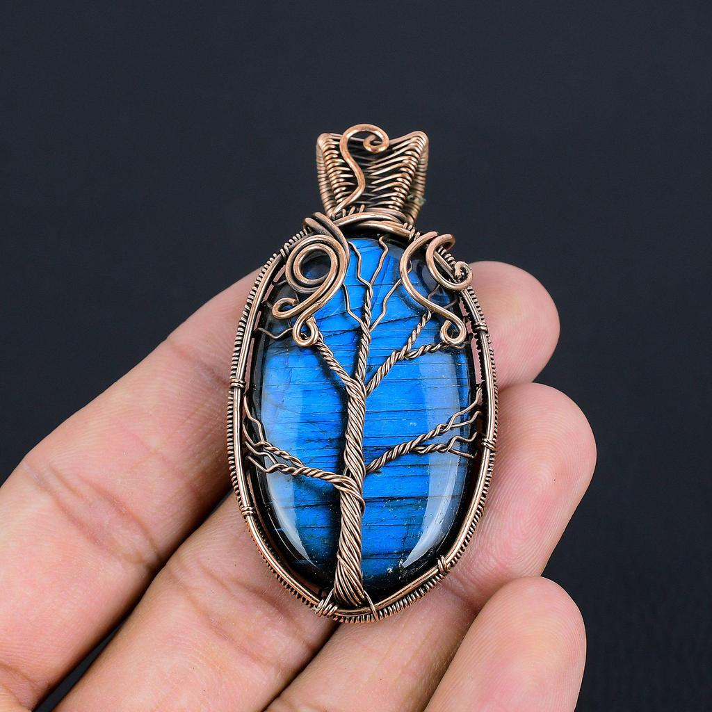 Natürlicher Lebensbaum-Anhänger aus blauem Feuer-Labradorit-Edelstein | Mit oxidiertem Kupferdraht umwickelt | Halskettenanhänger | Kupferschmuck für Sie/Ihn