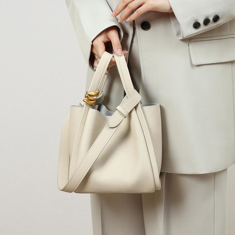 Women's Genuine Leather Autumn Bucket Shoulder Bag - Versatile Picnic Basket Style