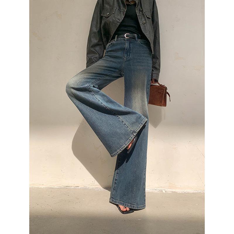 

2025 Trendy Women s Artistic Japanese Style Bell Bottom Jeans - Versatile & Popular 4XL [88-100 kg]
