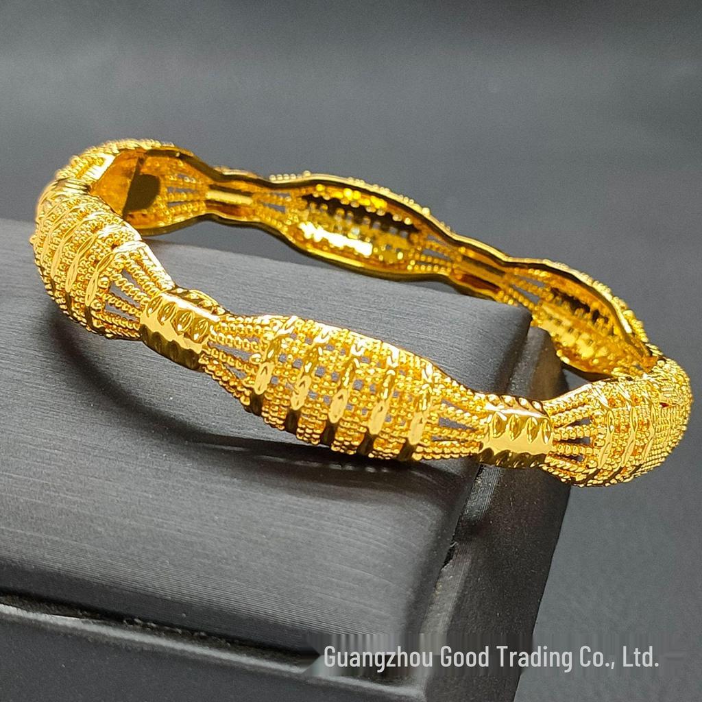 24K Gold Openwork Carved Bangle - Dubai Jewelry for Weddings & Banquets