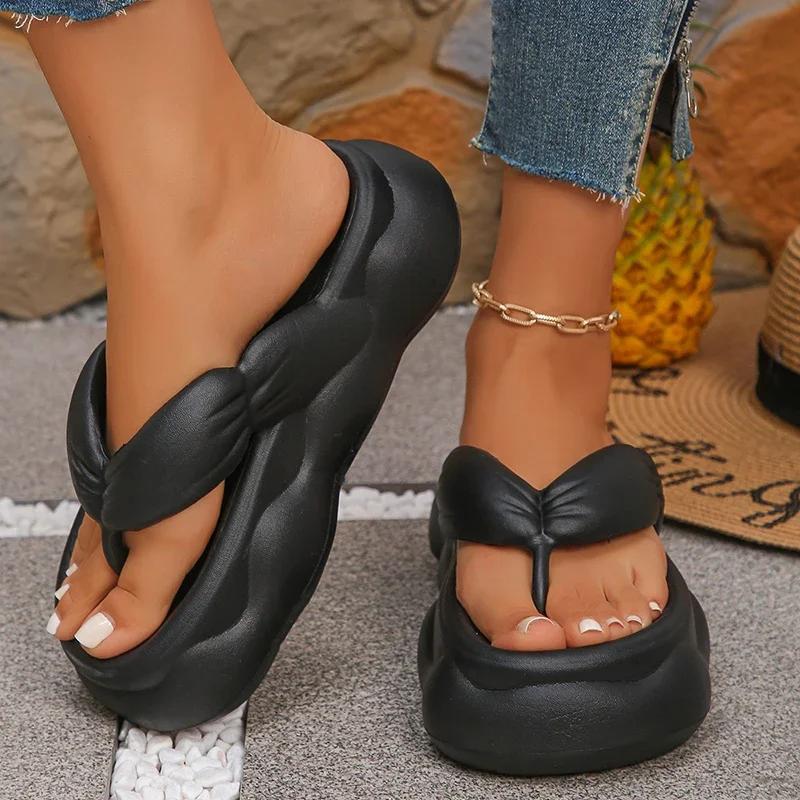 Fashion Women's Chunky Platform Clip Toe Sandals Summer 2025 Beach Fashion Thick Bottom Soft Cloud Slippers Shoes Women Eva Flip Flops