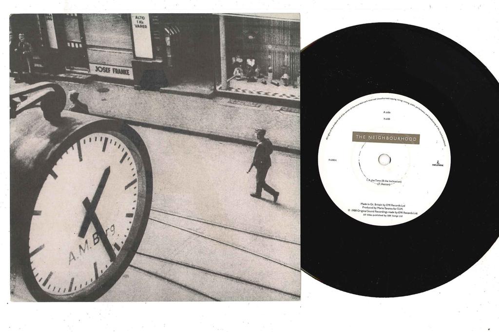 7inch Record NEIGHBOURHOOD - A The Time / A Certain Attitude R6188 PARLOPHONE 1988 UK Soul/Funk Used