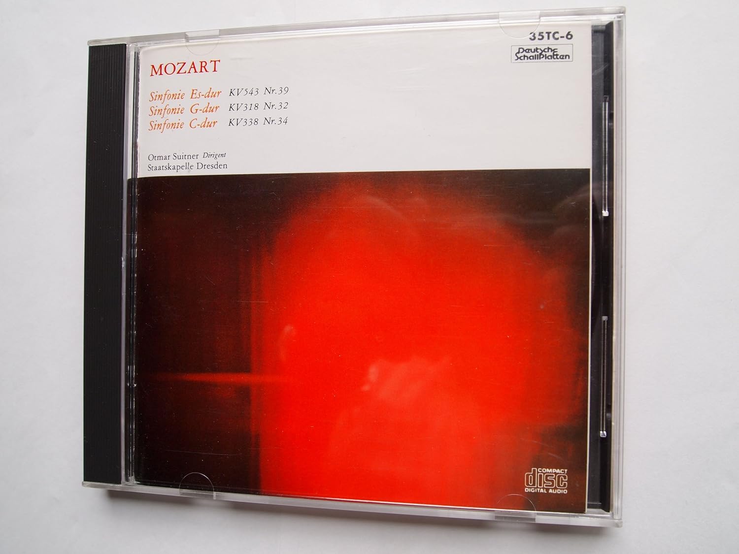 

CD SUITNER (OTMAR), MOZART; STAATSKAPE - Mozart: Symphonies No. 39, 32, and TKCC15264 Japan ObiClassical Used