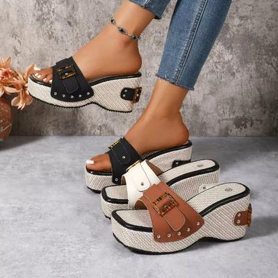 2026 New Fashion Plus-size Women's Summer New Thick-heeled Button-down Metal Buckle Slippers with A Single Strap Beach Slippers