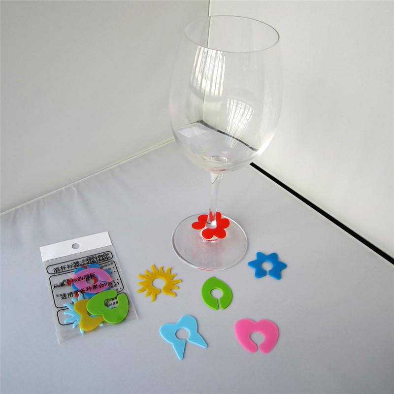 

6Pcs Silicone Wine Glass Cup Marker Labels Recognizer Party Drinker Marker 4cmx4cmx0.1cm