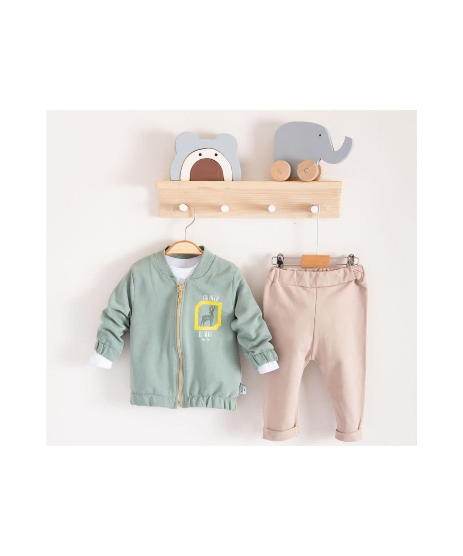 

Костюм-тройка Oh Deer: воротник-бомбер, куртка на молнии, куртка с принтом, комплект из 3 предметов: тело и низ брюк