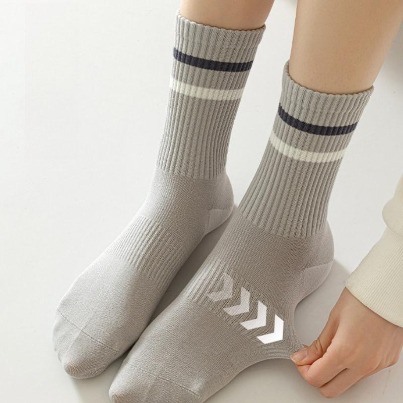 Trendy Women's Socks Soft Comfortable Middle Tube Socks