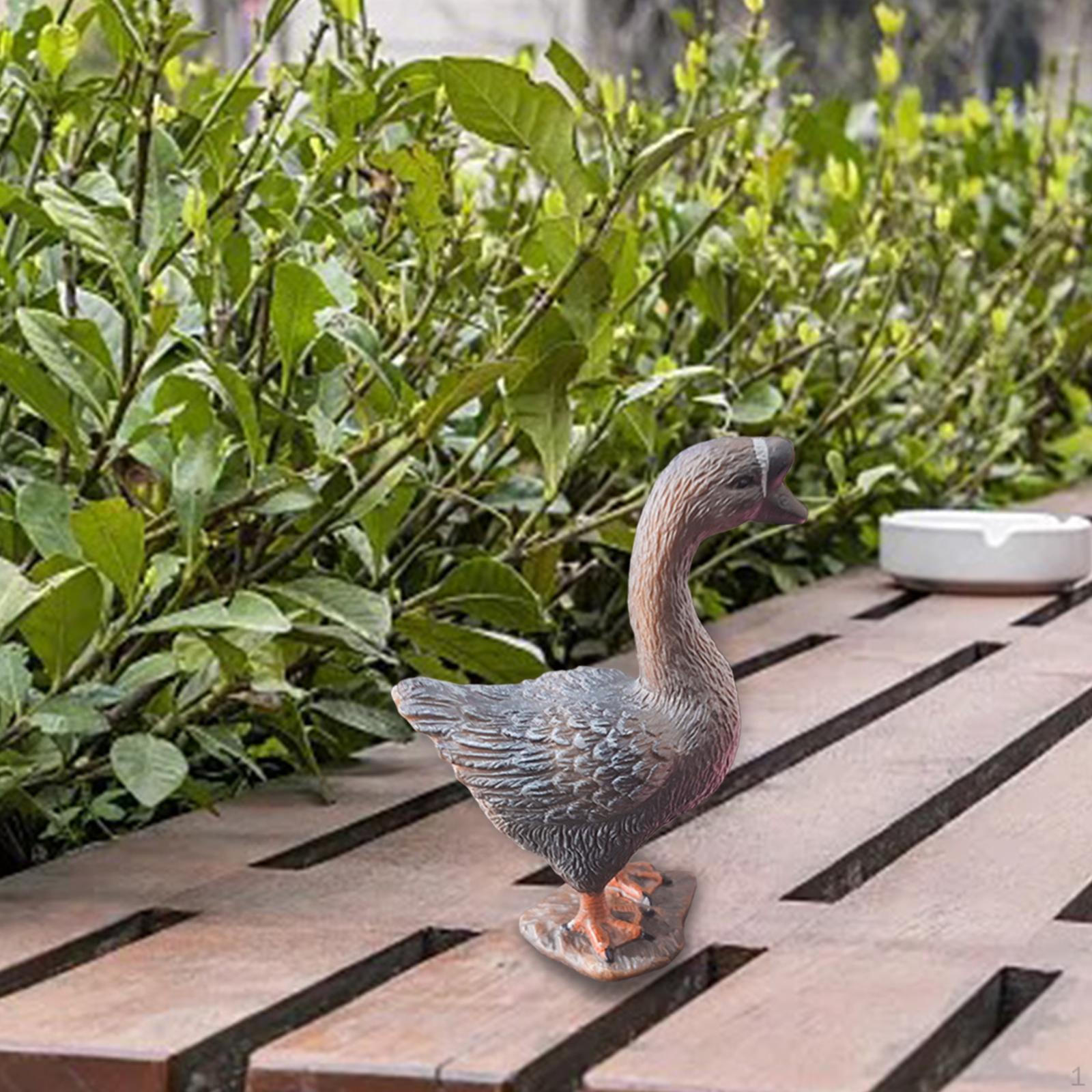 

Элегантная садовая скульптура гуся для наружного домашнего декора