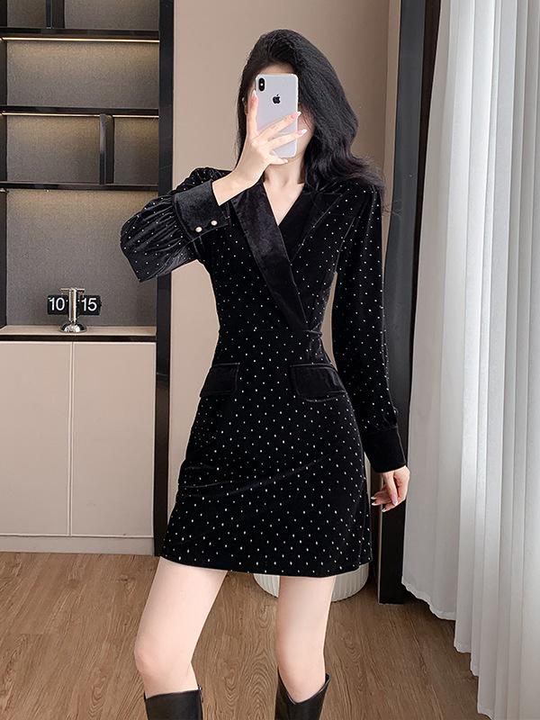 Gold Velvet Rhinestone Waist-Slimming Dress for Women