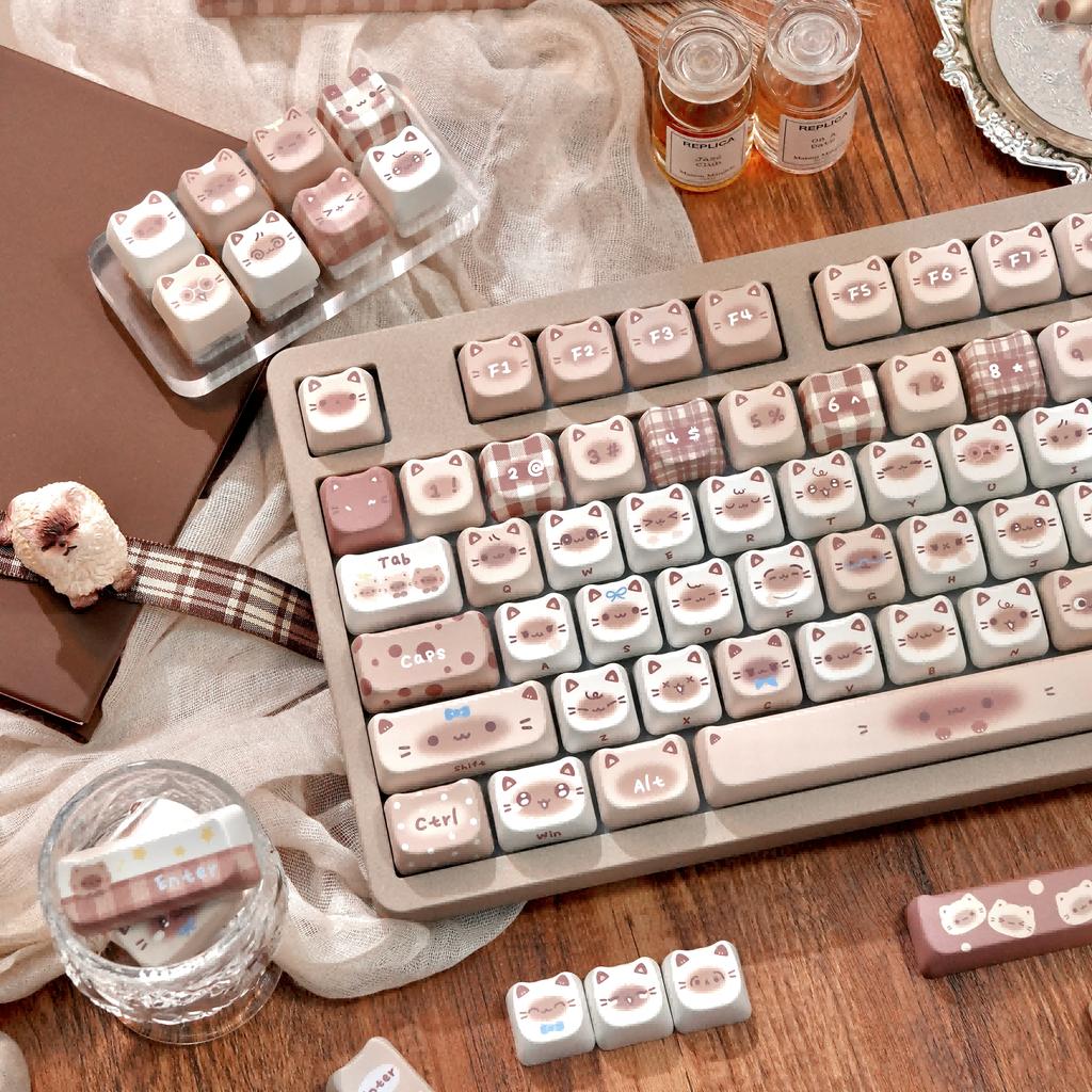 MAIMOOO Mao Katze Tastenkappe Siamkatze Braune Tastenkappen PBT Farbsublimiert 140 Tasten Niedlich Aulaf75 DIY Weiße Tastatur Tastenkappe