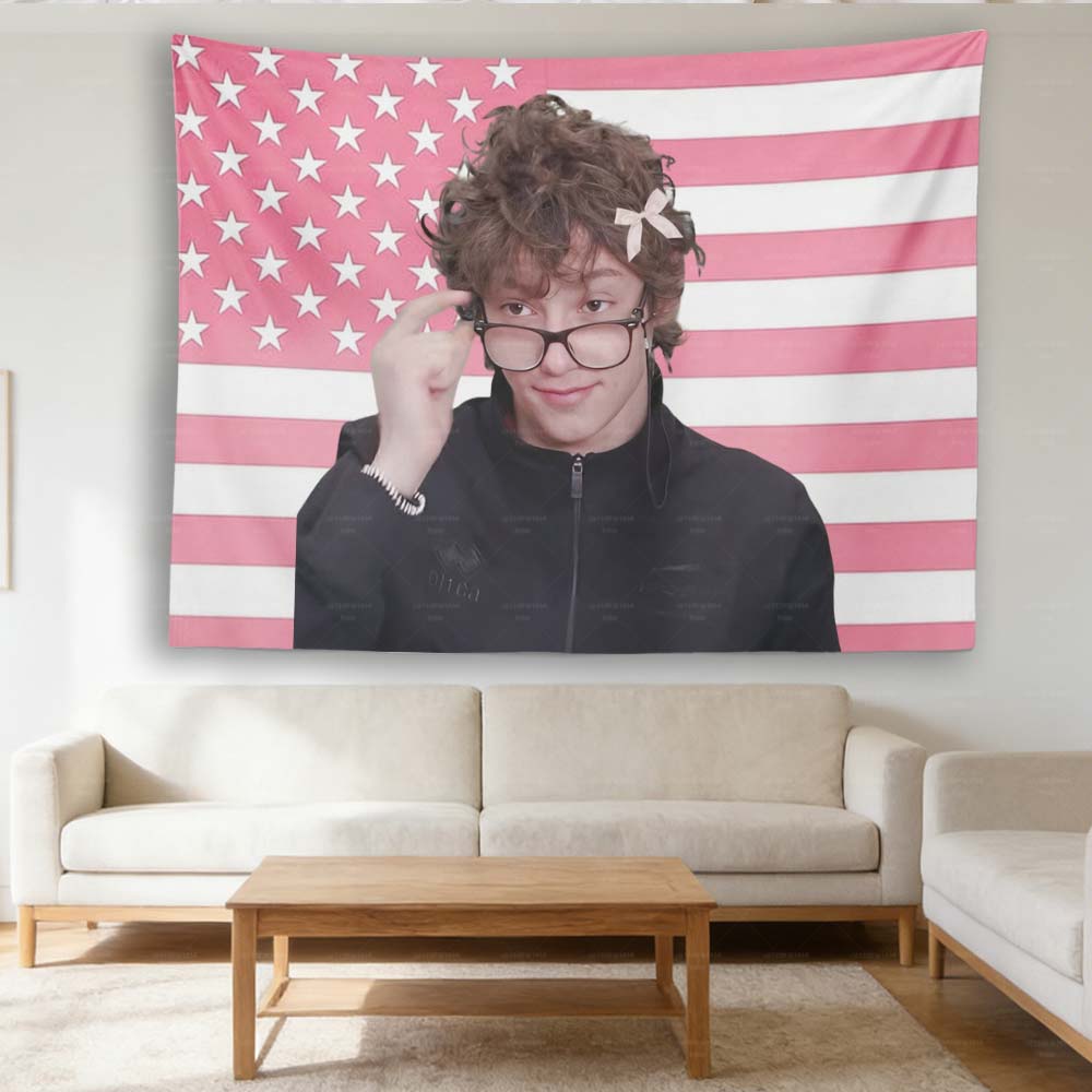 

Kimi Pink American Flag Tapestry Cute Bow Glasses Wall Art Aesthetic Bedroom Dorm Man Cave Wall Hanging for Fans 74x94cm(29x37in)