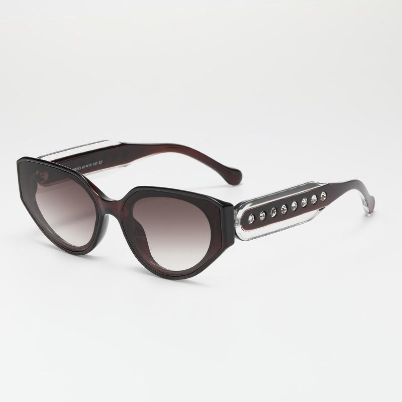 Small Designer Cat Eye Women Sunglasses Brand Side Crystal Frame Luxury Glamour Ladies Sun Glasses Uv400