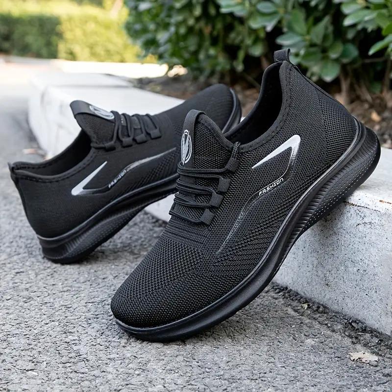 Sporty and Modern Lightweight Sneakers with High Breathability and MD Soles
