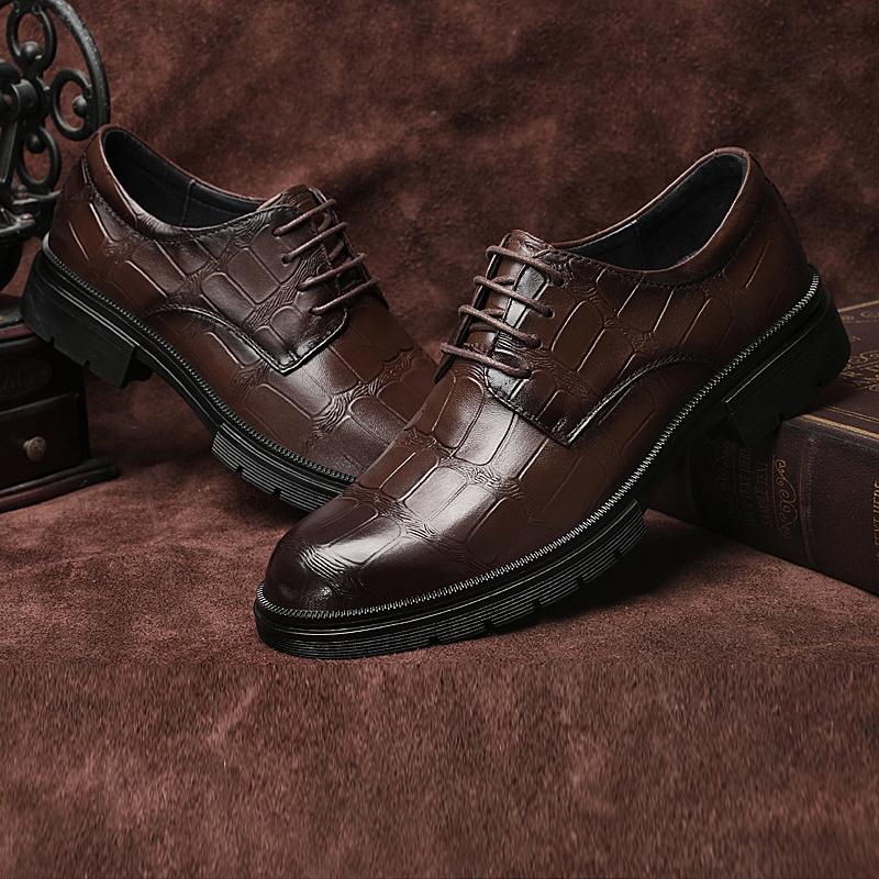 Chaussures classiques en cuir véritable pour hommes, chaussures d'affaires décontractées à la mode, chaussures de bureau, de Banquet, de randonnée en plein air rétro