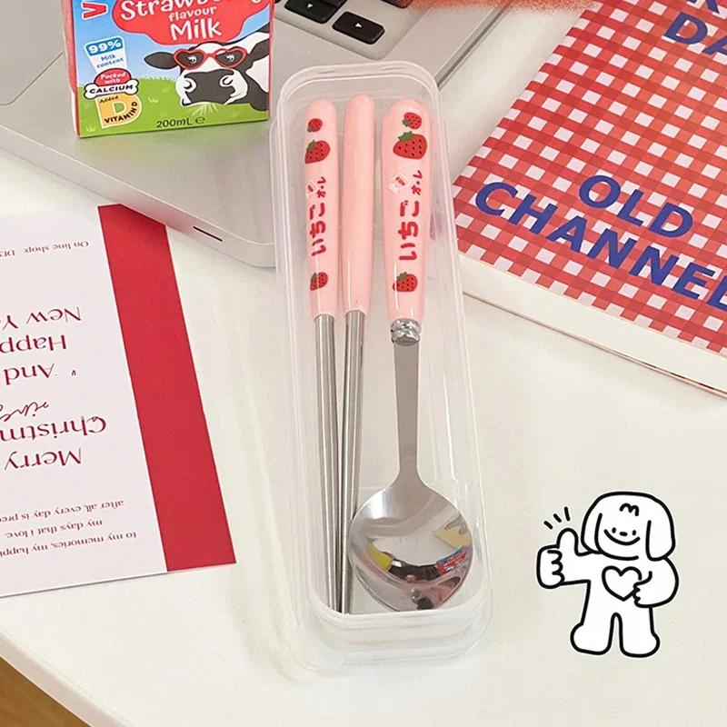 1set Korean Style Cute Strawberry Chopsticks Spoon Fork Cutlery Set with Box Portable Stainless Steel Tableware Kitchen Utensils