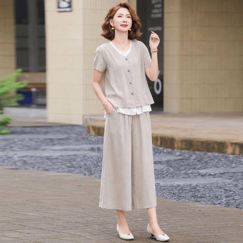 Elegant Middle-Aged Women's Summer Short-Sleeve Suit