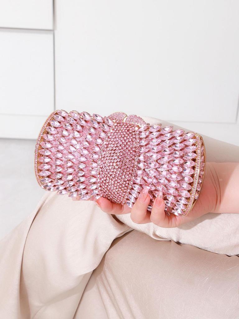 European-American Rhinestone Clutch: Creative Hollowed-Out Women's Evening Handbag for Banquets