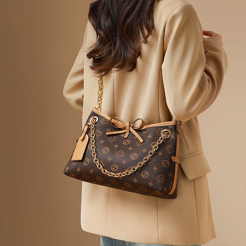 

Tote Bag Women S Fashion Versatile High Sense Large Capacity Commuting Shoulder Armpit Bag Large Bag темно-коричневого кольору