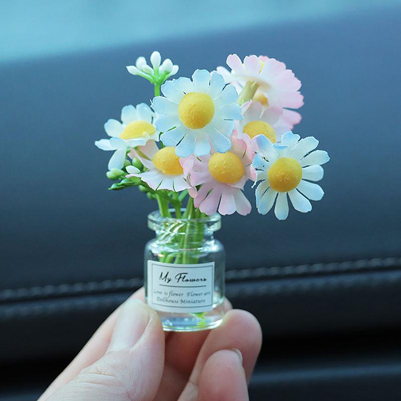 Creative Mini Simulation Sunflower Car Interior Center Console Decoration Crafts Cute Sweet Car Interior Accessories Gifts